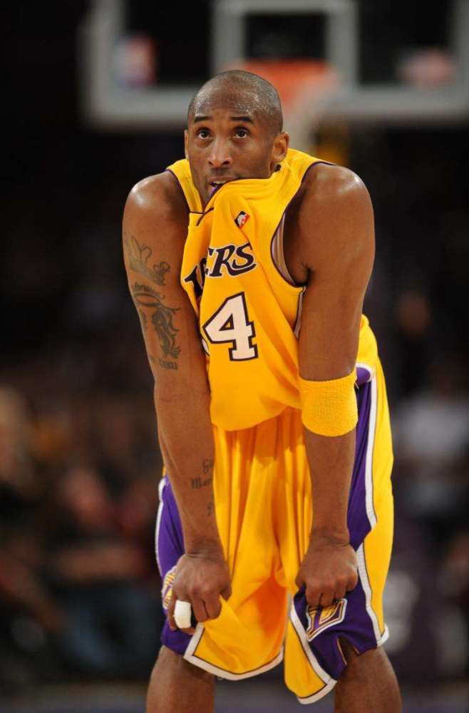 世体：西蒙尼正在考虑多种方案，以应对勒诺尔芒伤缺一个半月（世体：勒诺尔芒将缺阵约六周，西蒙尼酝酿多套应对方案）