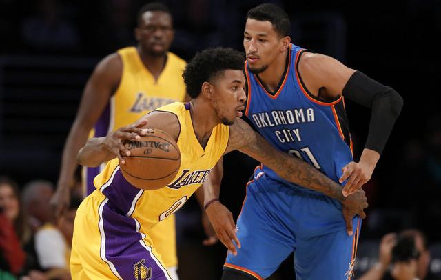 比赛中阿尔特塔挡在了波罗发界外球的路线上，双方爆发冲突（阿尔特塔干扰波罗掷界外球，双方场边爆发冲突）