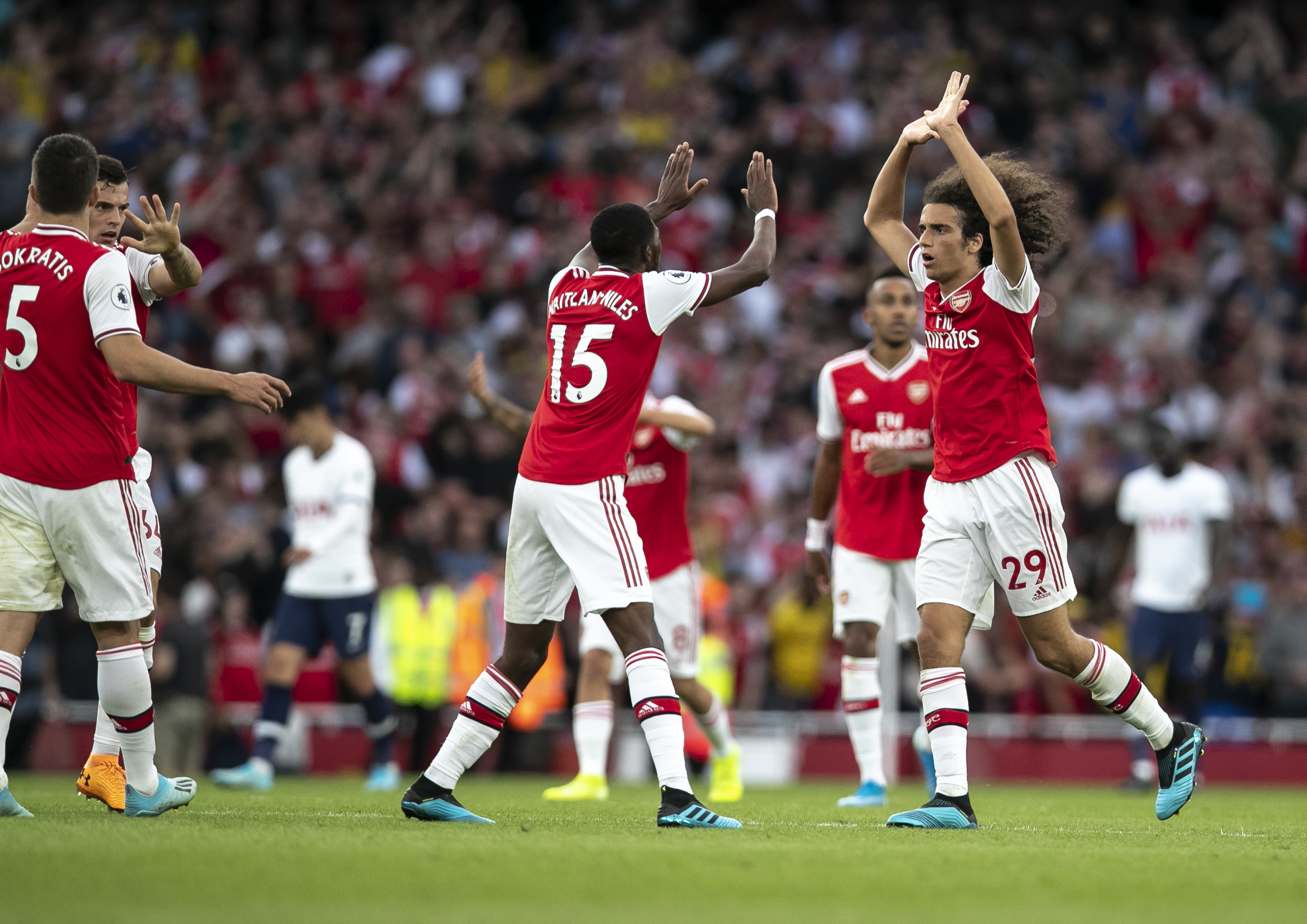 皮克：法国队纸面实力最强，但只有球星还远远不够（皮克：法国纸面实力顶尖，单靠球星远远不够）