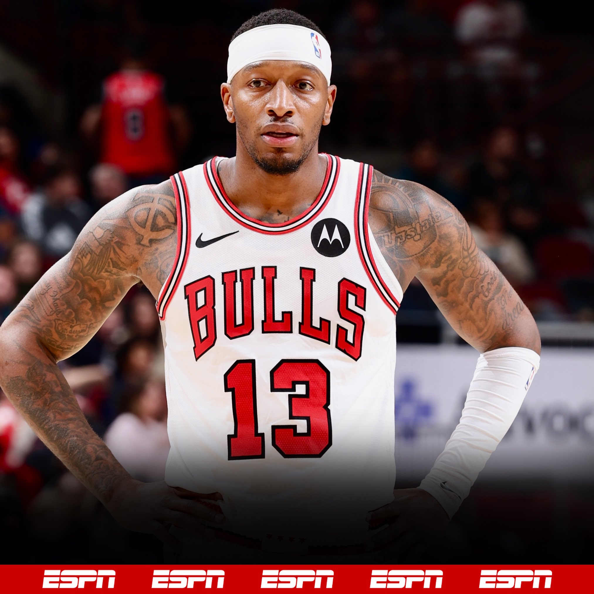 CTA官员称维尼修斯撞佩尼亚是偶然，埃尔切主帅回击（CTA官员称维尼修斯撞倒佩尼亚属意外，埃尔切主帅强硬反驳）