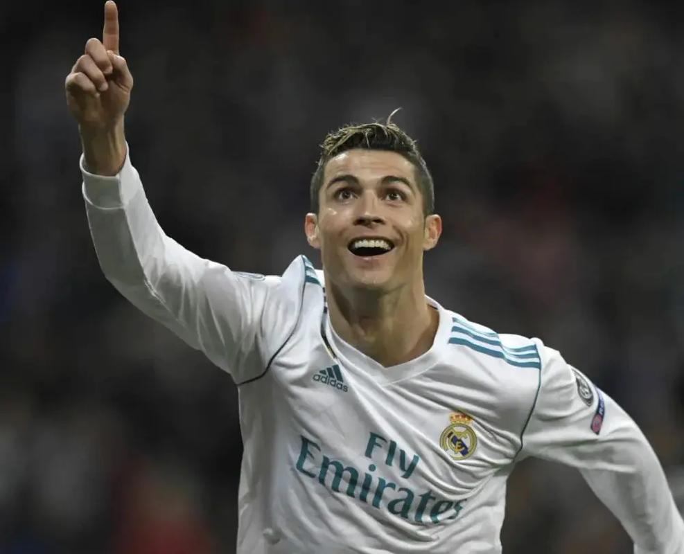 FIFPro最佳阵入围次数榜：梅西17次居首，姆巴佩6次进入前十