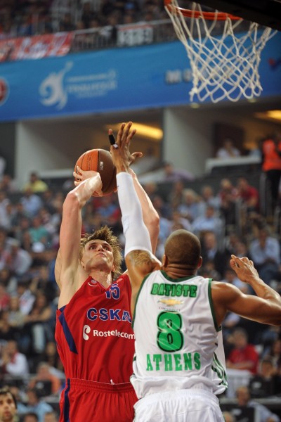 卡拉格怒喷萨拉赫8分钟，麦迪逊震惊脸：我现场看他开炮（卡拉格8分钟猛批萨拉赫，麦迪逊当场惊呆：我在现场见证他火力全开）