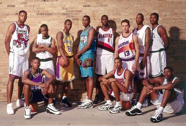 气炸了！被出示7黄3红 皇马TV炮轰主裁：不能接受，内格雷拉附体（判罚惹争议！7黄3红齐飞 皇马TV怒斥主裁：无法接受，仿佛内格雷拉上身）